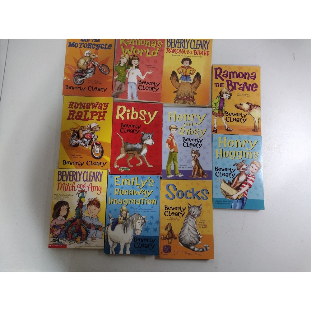 Beverly Clearly book lot of 11